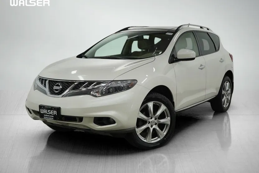 2014 Nissan Murano LE Platinum photo 1