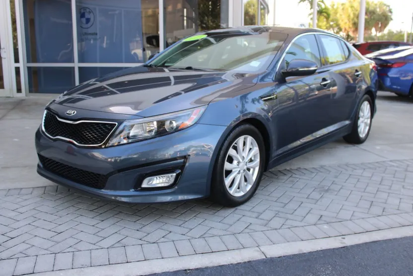 2015 Kia Optima EX photo 1