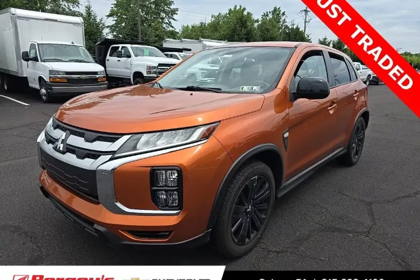 2021 Mitsubishi Outlander Sport ES photo 1