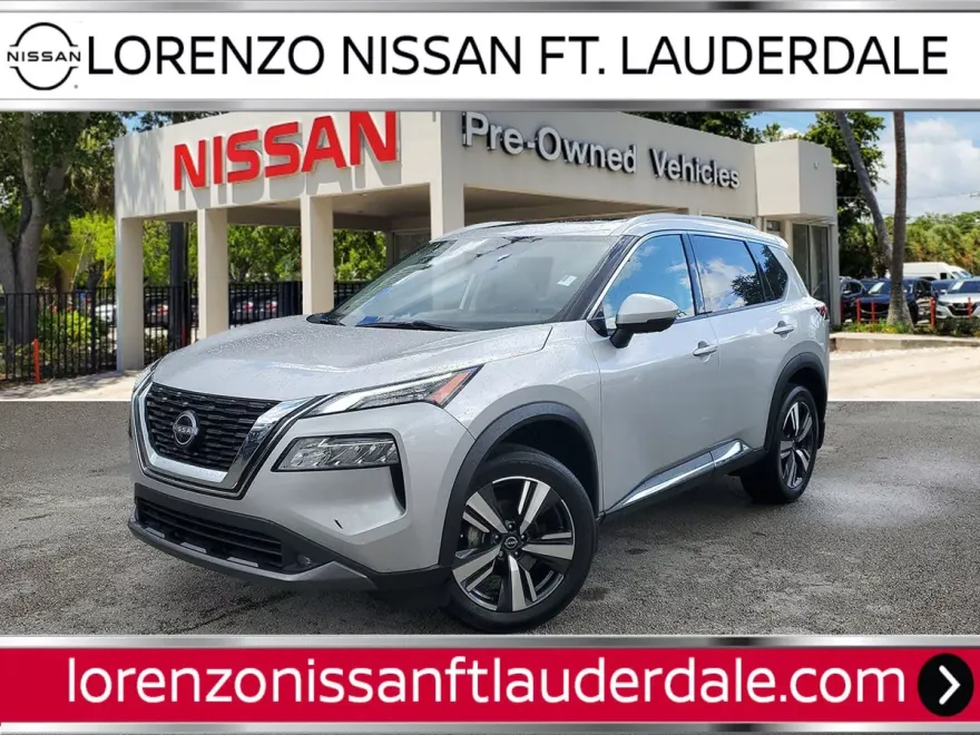 2022 Nissan Rogue SL photo 1