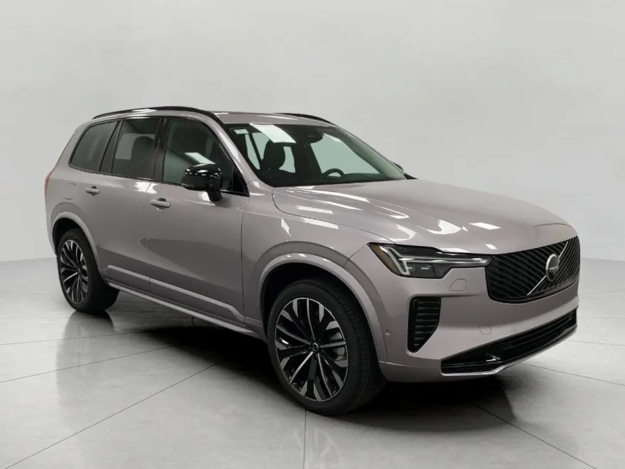 2026 Volvo XC90 photo 1