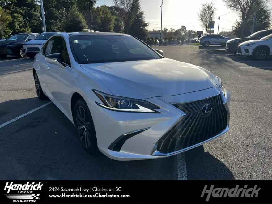 2025 Lexus ES 350 photo 1
