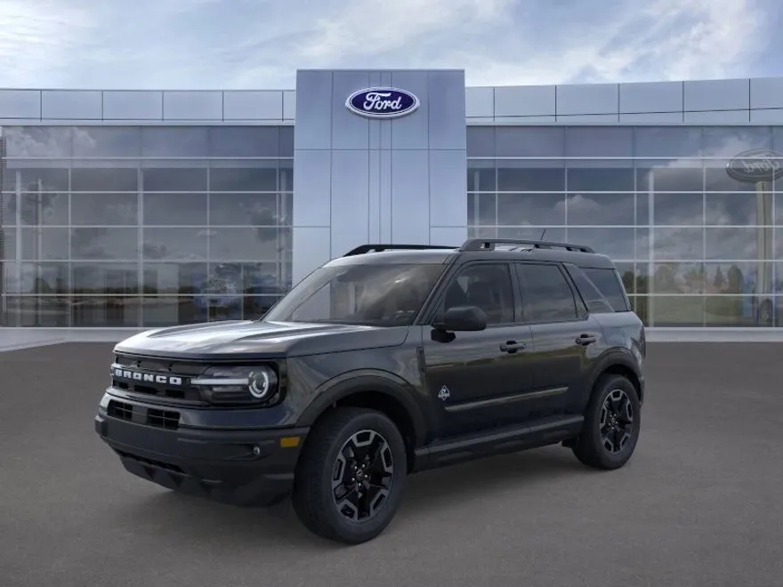 2024 Ford Bronco Sport Outer Banks photo 1