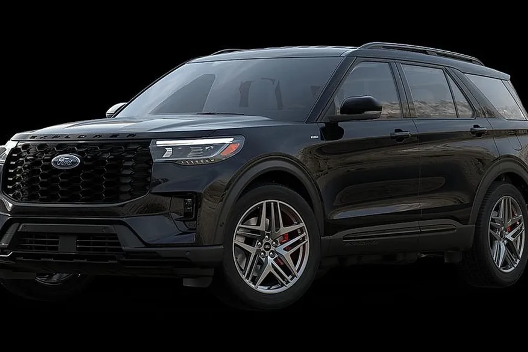 2025 Ford Explorer ST-Line photo 1