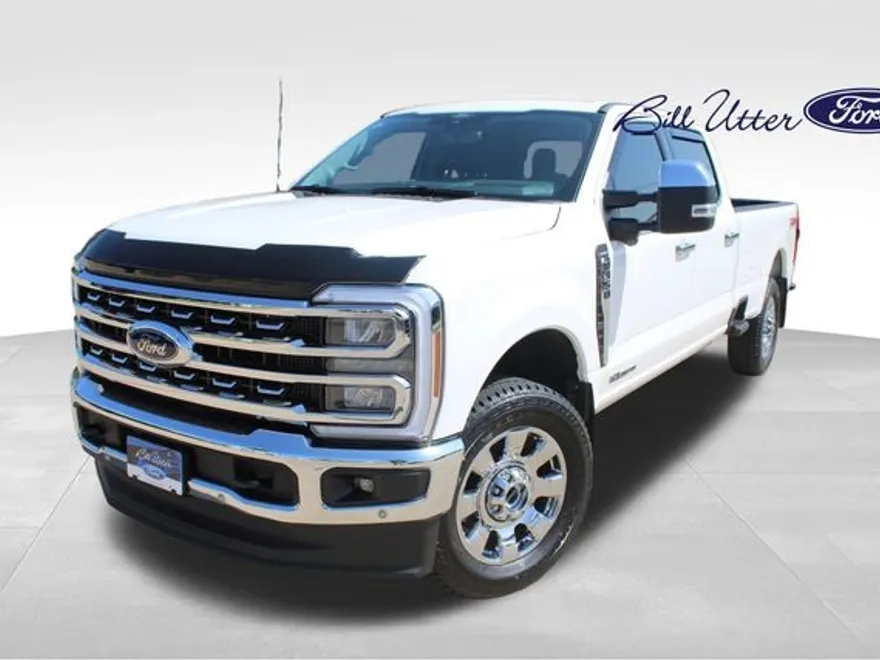 2024 Ford Expedition MAX Platinum photo 1