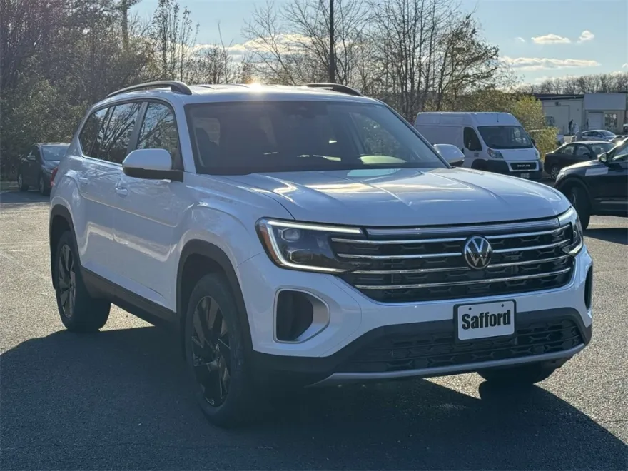 2025 Volkswagen Atlas SE Technology photo 1