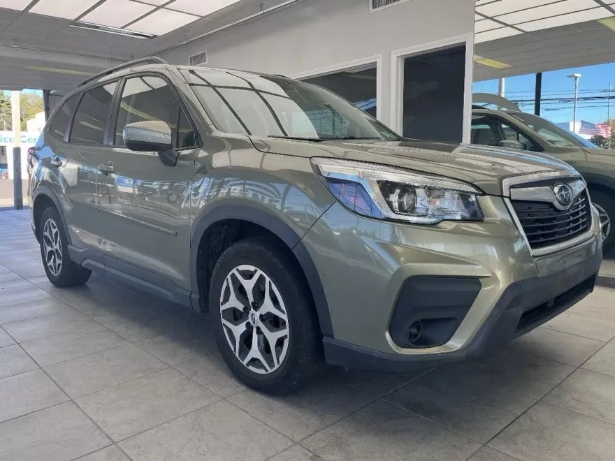 2019 Subaru Forester Premium photo 1