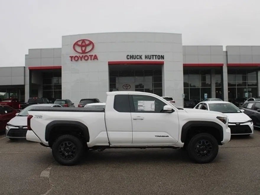 2025 Toyota Tacoma TRD PreRunner photo 1