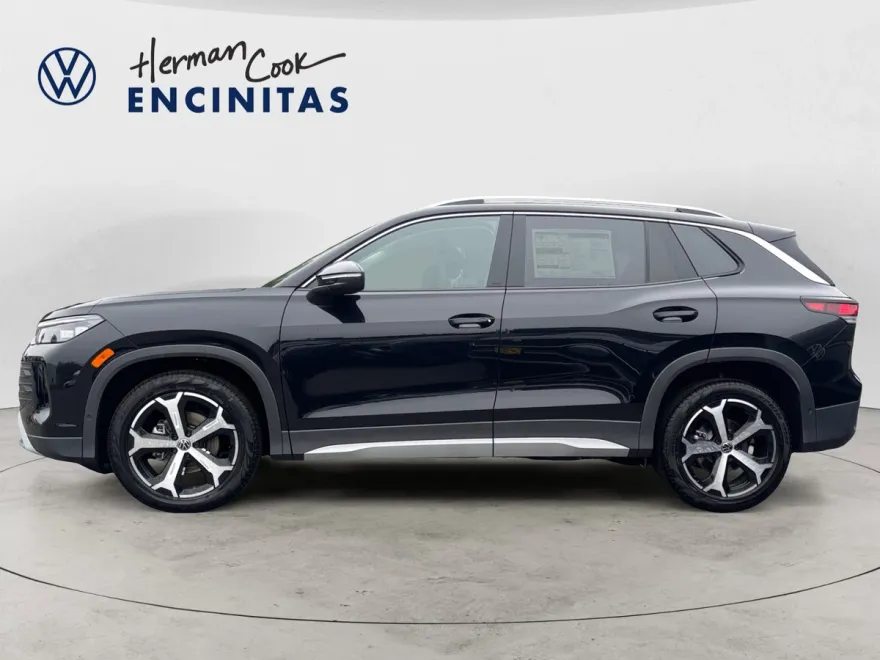 2025 Volkswagen Tiguan SE photo 1
