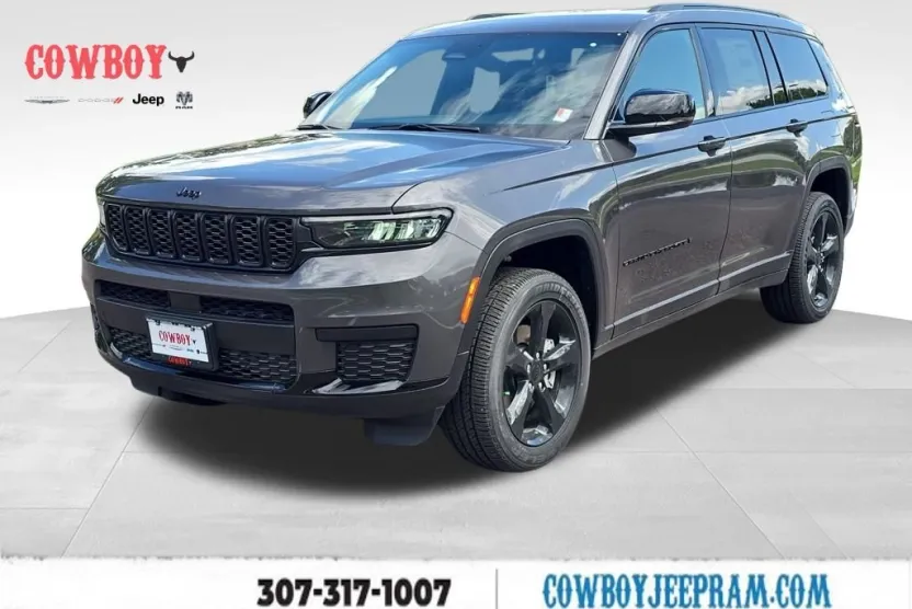 2025 Jeep Grand Cherokee Altitude photo 1
