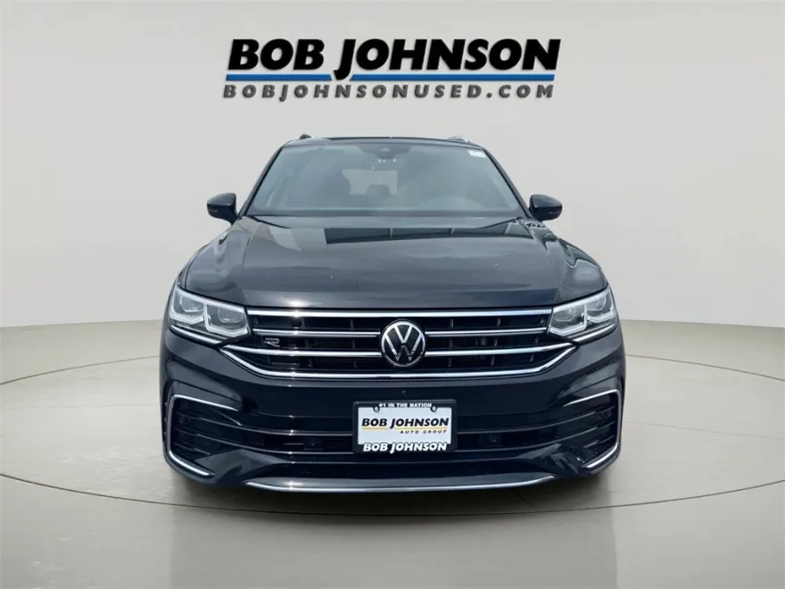 2022 Volkswagen Tiguan SEL Premium R-Line photo 1