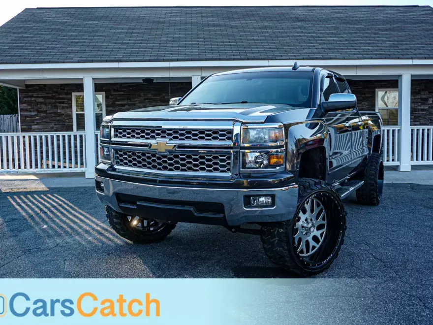 2015 Chevrolet Silverado 1500 LT photo 1