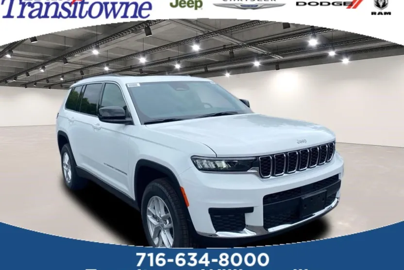 2025 Jeep Grand Cherokee Laredo X photo 1