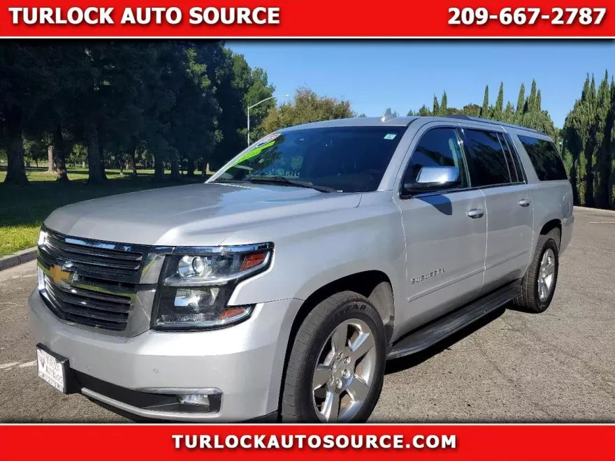 2017 Chevrolet Suburban Premier photo 1