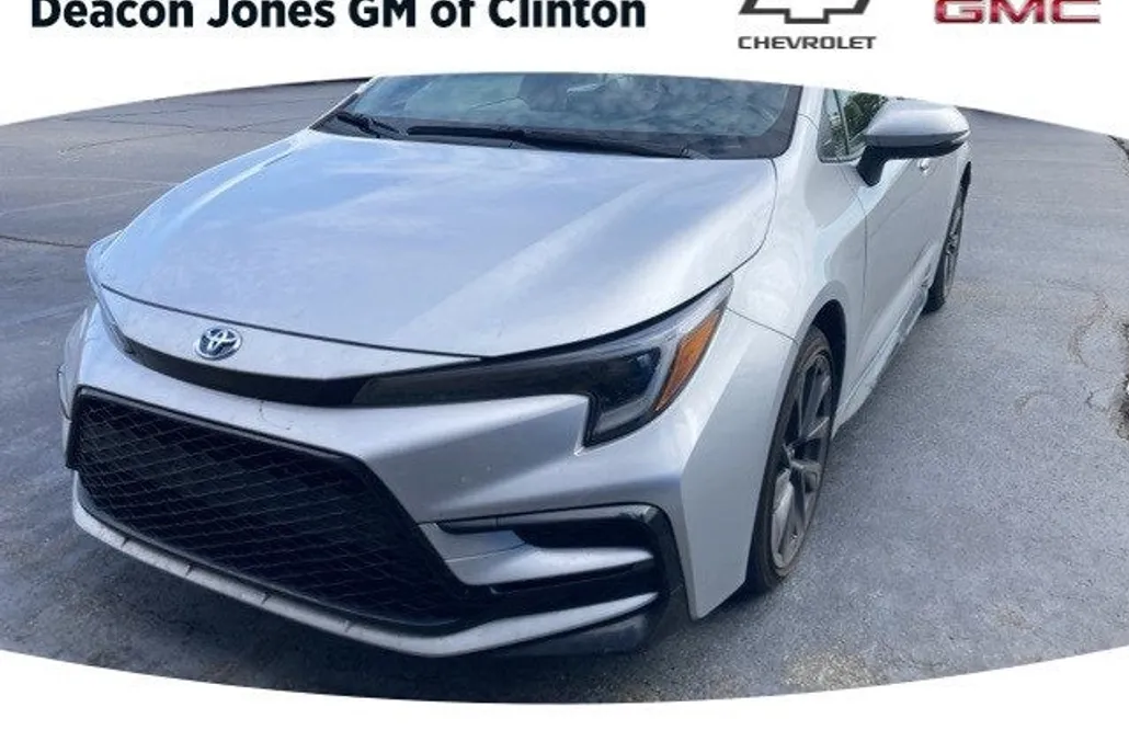 2024 Toyota Corolla Hybrid LE photo 1