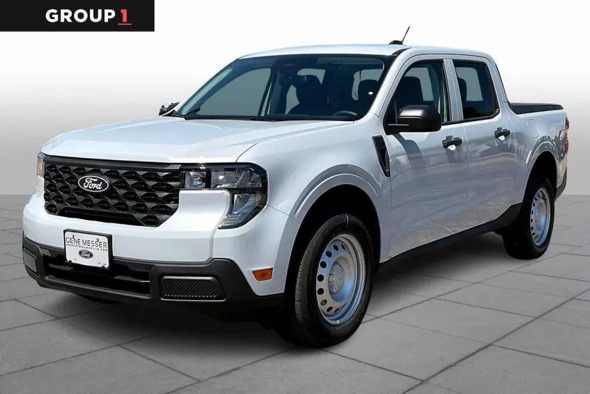 2025 Ford Maverick XL photo 1