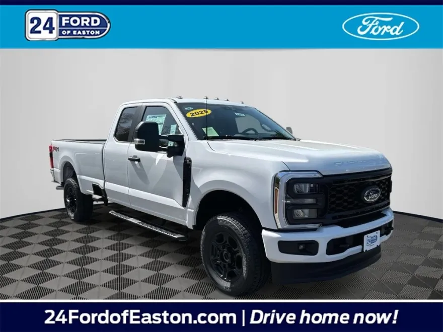 2025 Ford F-350 XL photo 1