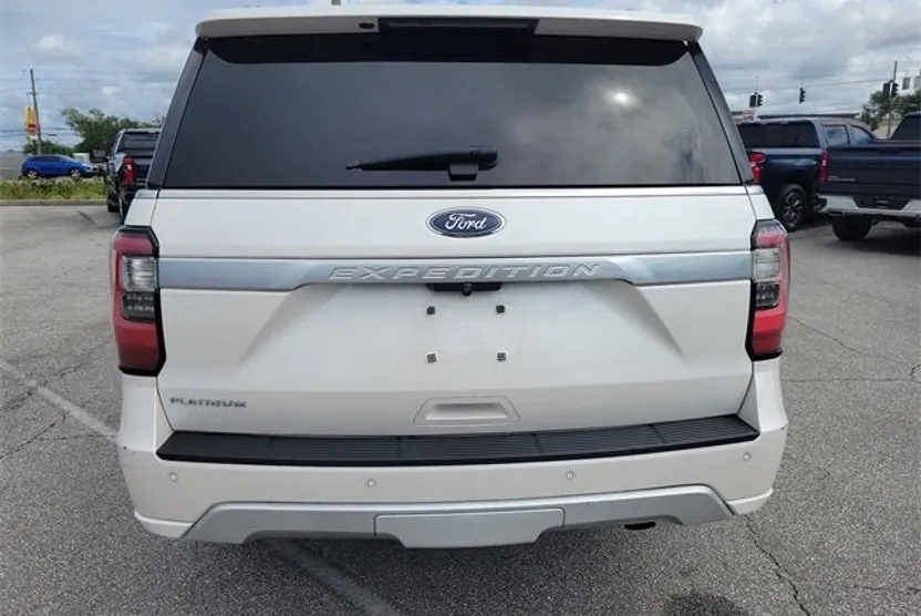2018 Ford Expedition Platinum photo 1