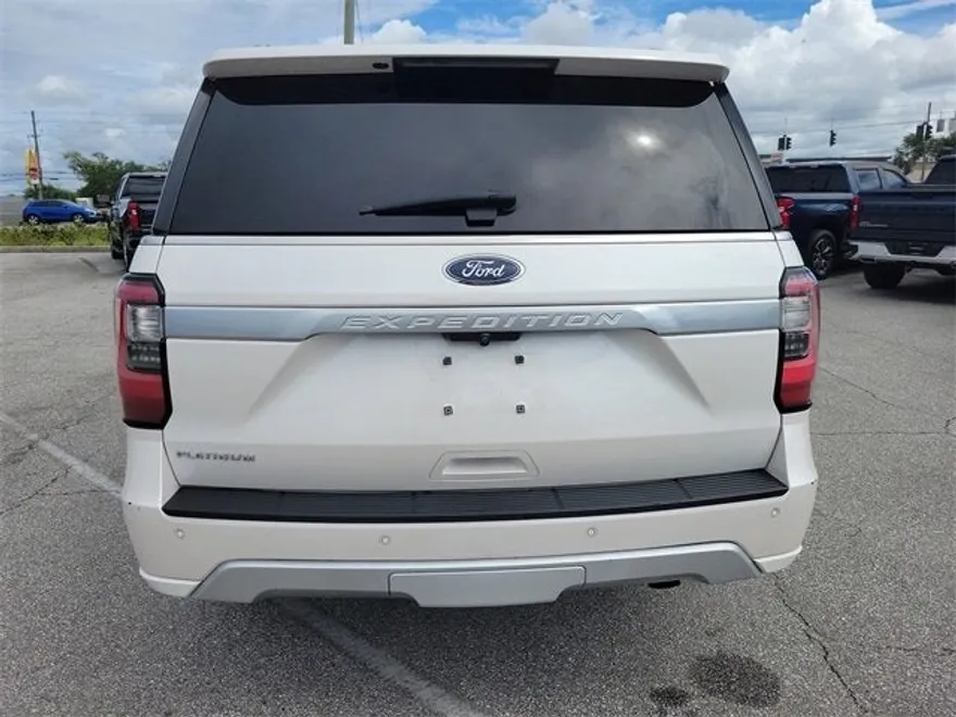 2018 Ford Expedition Platinum photo 1