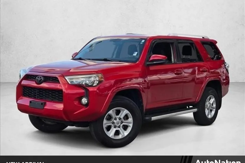 2017 Toyota 4Runner SR5 photo 1
