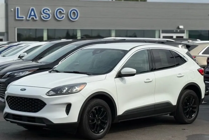 2020 Ford Escape SE photo 1