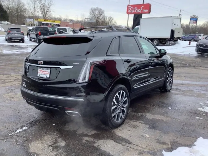 2021 Cadillac XT5 Sport photo 1