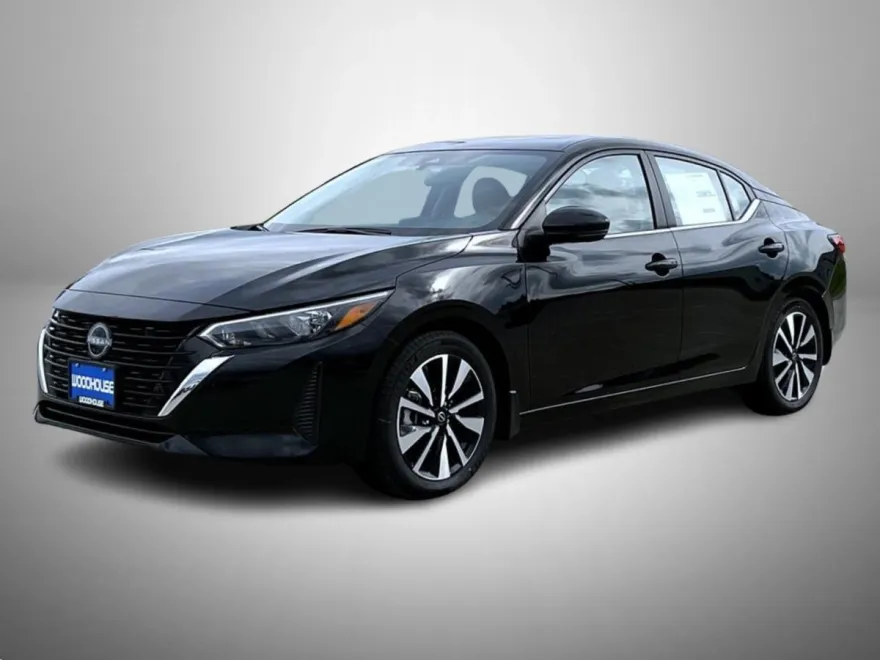 2025 Nissan Sentra SV photo 1
