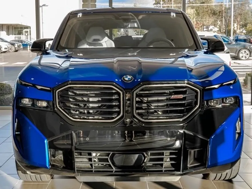 2025 Bmw XM photo 1