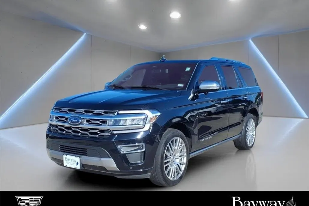 2023 Ford Expedition Platinum photo 1
