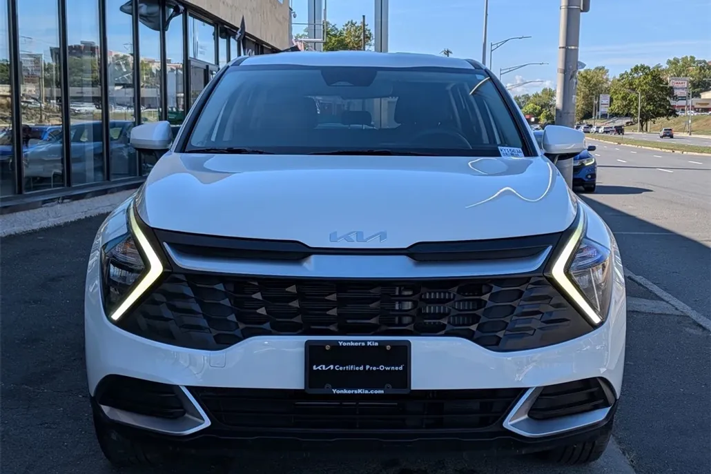 2023 Kia Sportage Hybrid LX photo 1