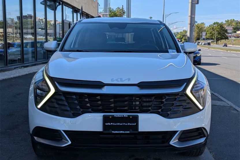 2023 Kia Sportage Hybrid LX photo 1