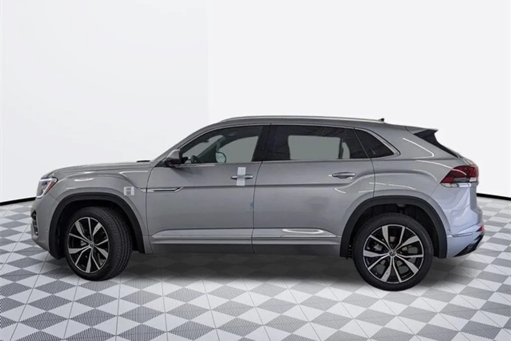 2026 Volkswagen Atlas Cross Sport SEL Premium R-Line photo 1
