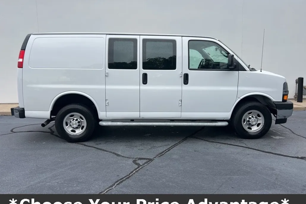 2023 Chevrolet Express 2500 Work Van Cargo photo 1