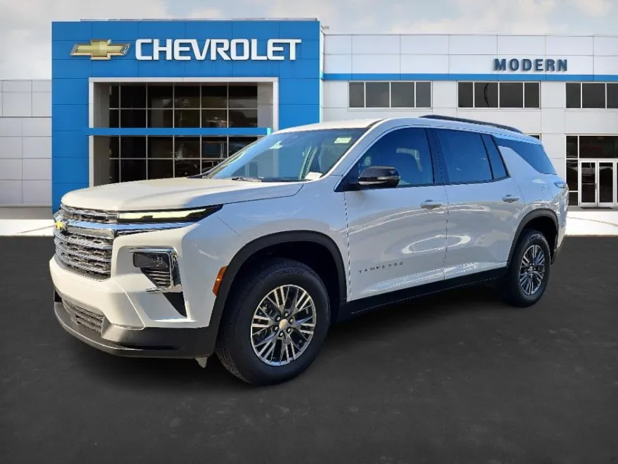 2026 Chevrolet Traverse photo 1