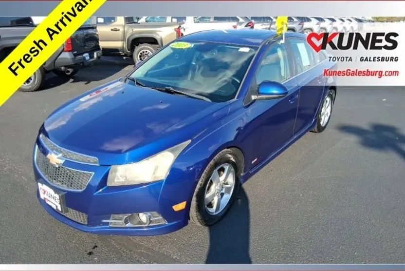 2013 Chevrolet Cruze photo 1