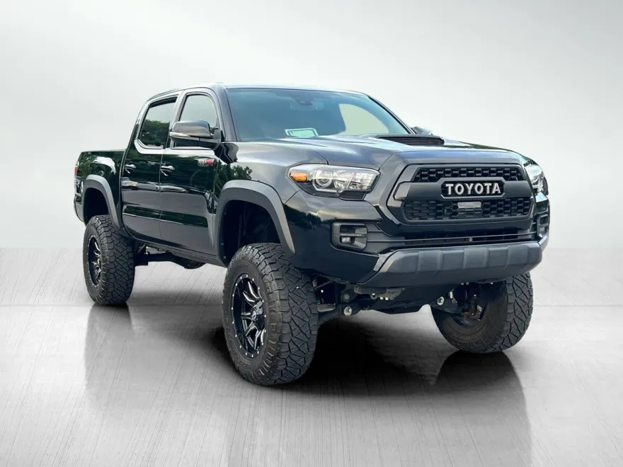2019 Toyota Tacoma TRD Pro V6 photo 1