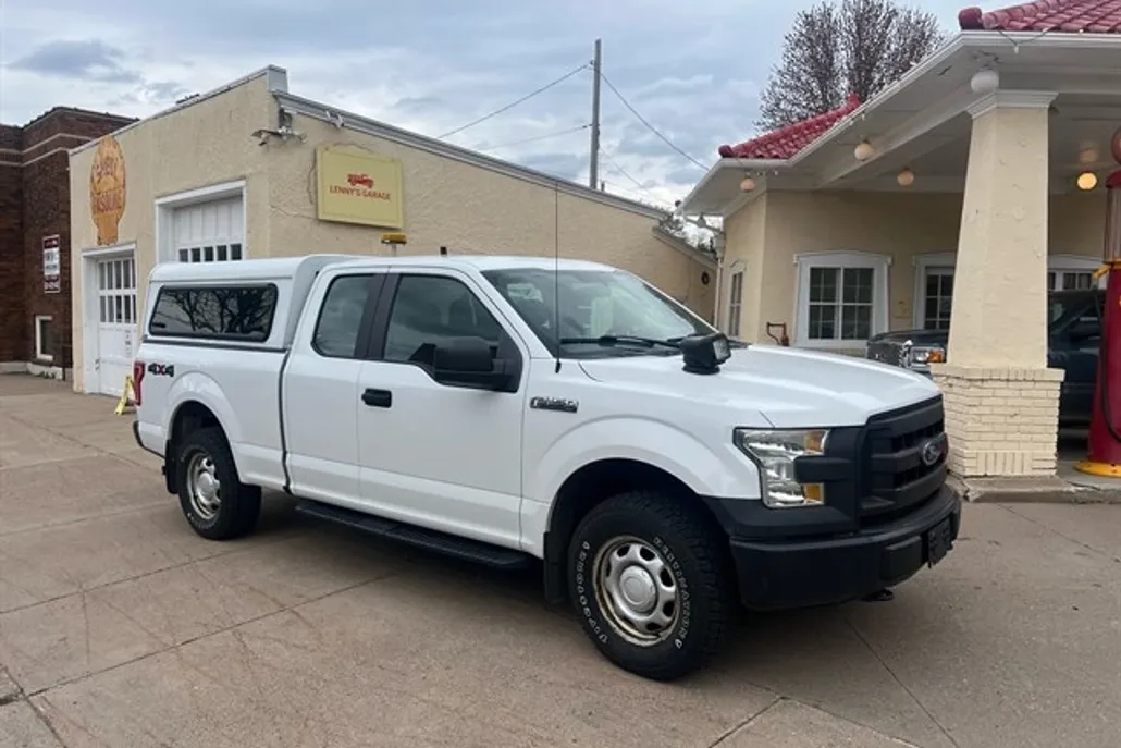 2016 Ford F-150 XL photo 1