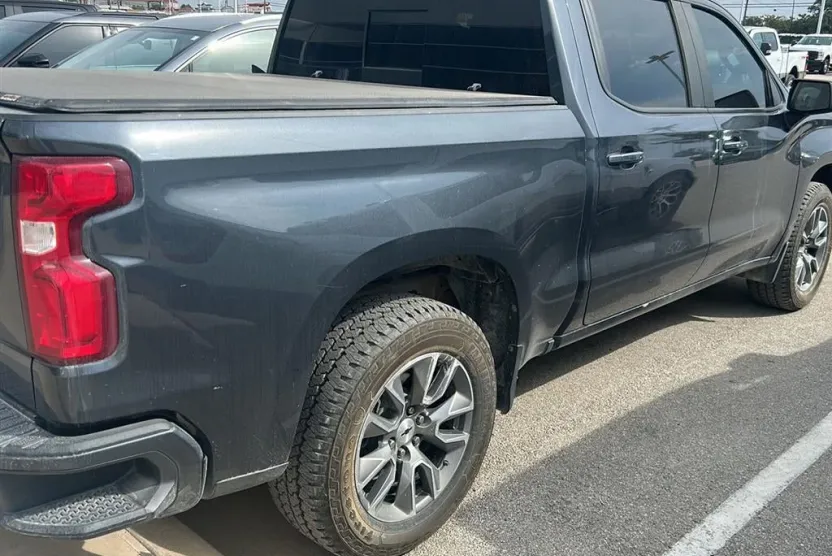 2022 Chevrolet Silverado 1500 RST photo 1