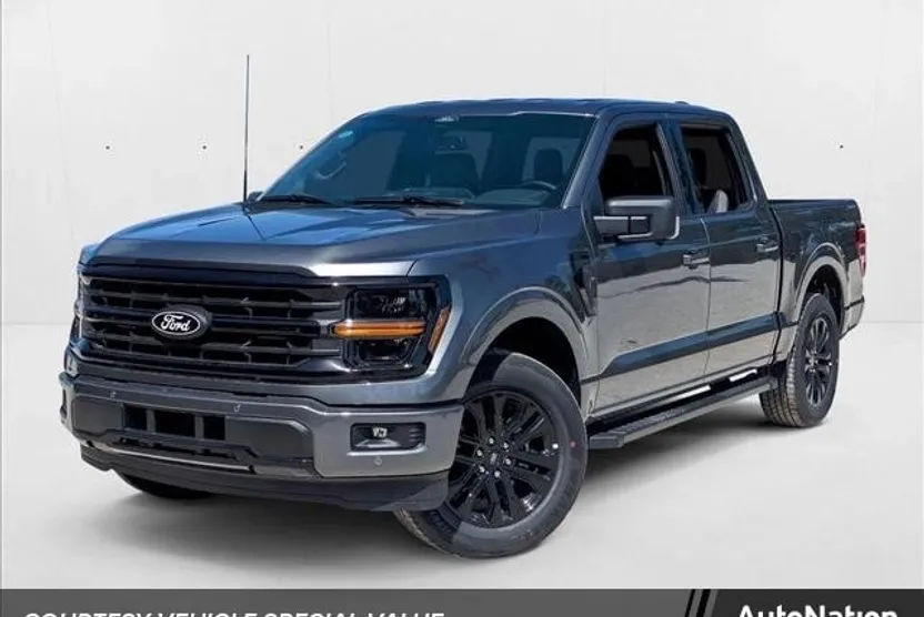 2025 Ford F-150 XLT photo 1