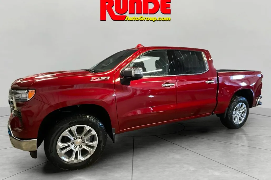 2026 Chevrolet Silverado 1500 LTZ photo 1