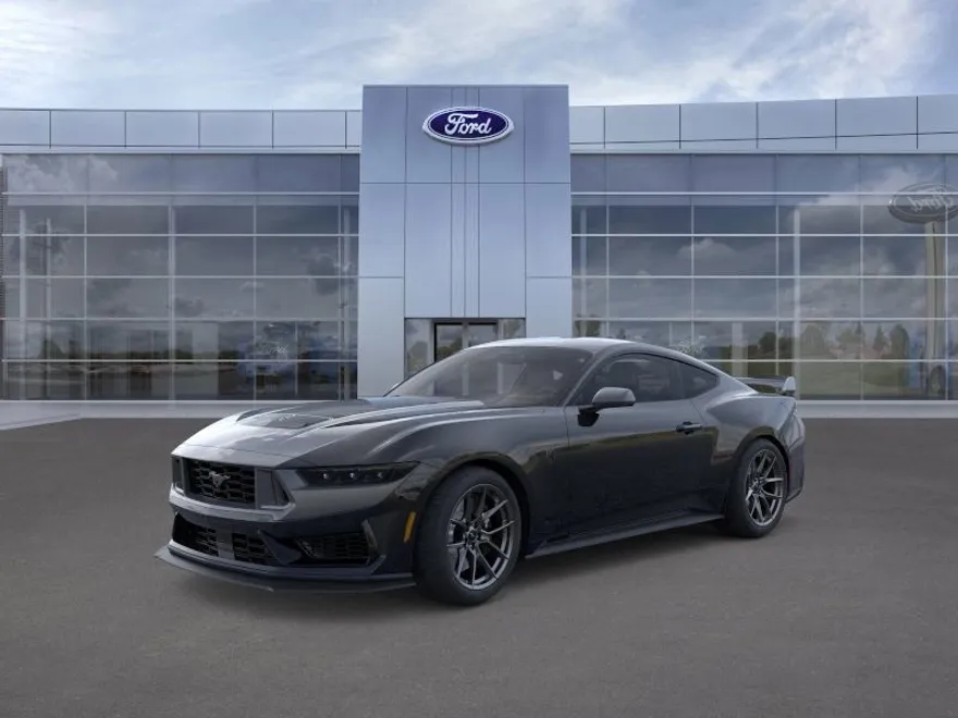 2025 Ford Mustang Dark Horse photo 1