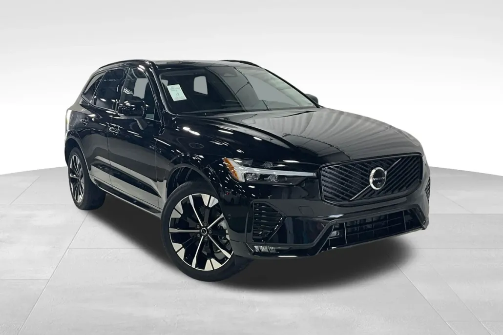 2026 Volvo XC60 B5 Plus photo 1