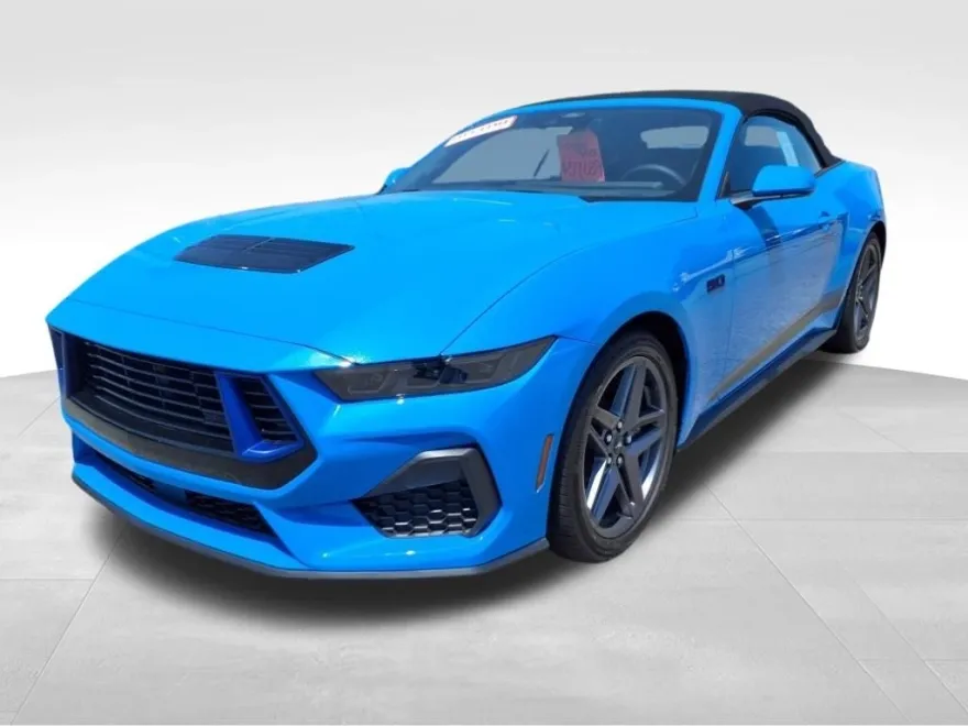2025 Ford Mustang GT Premium photo 1