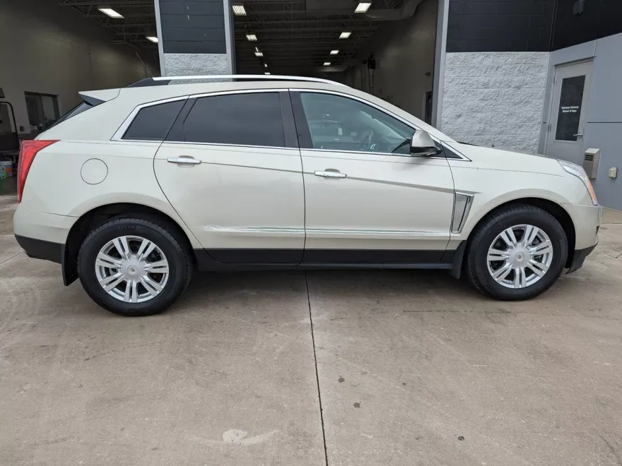 2014 Cadillac SRX Luxury photo 1