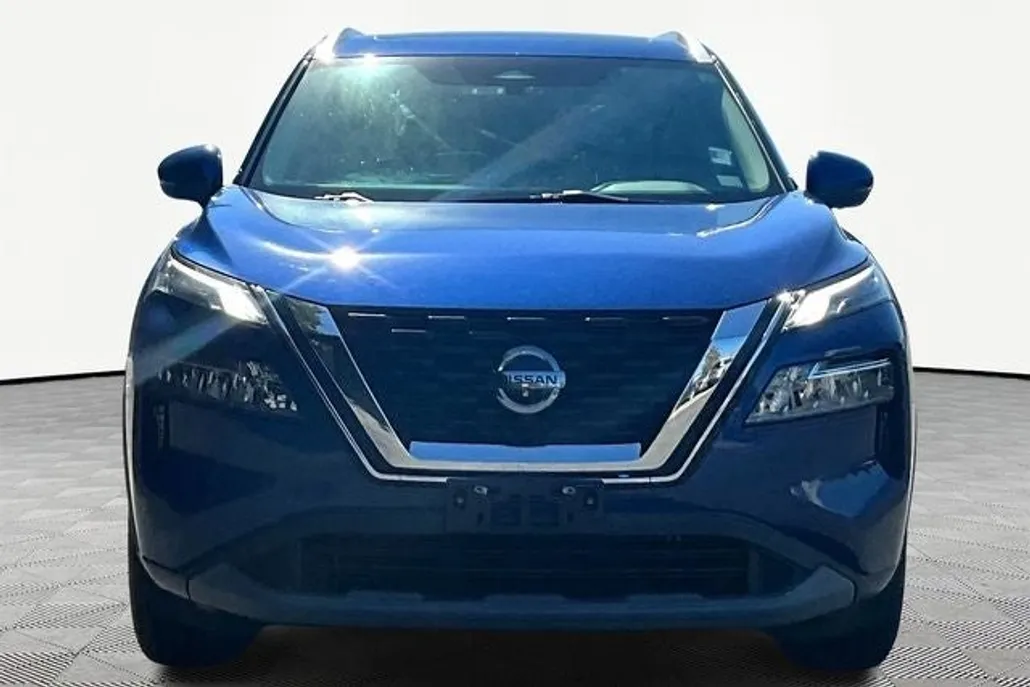 2021 Nissan Rogue SV photo 1