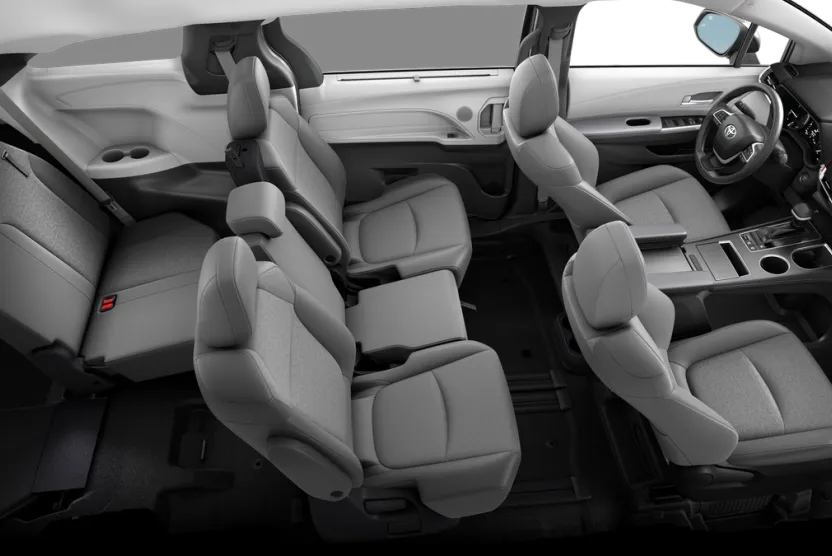 2025 Toyota Sienna XLE photo 1