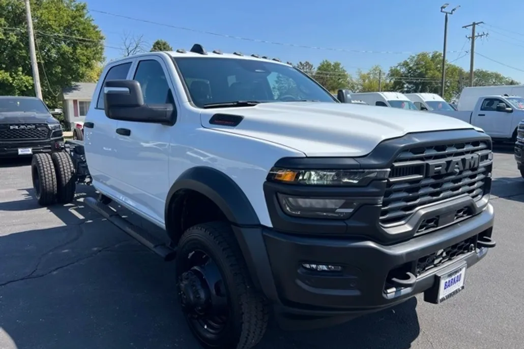 2025 Ram 5500 photo 1