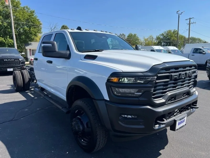 2025 Ram 5500 photo 1
