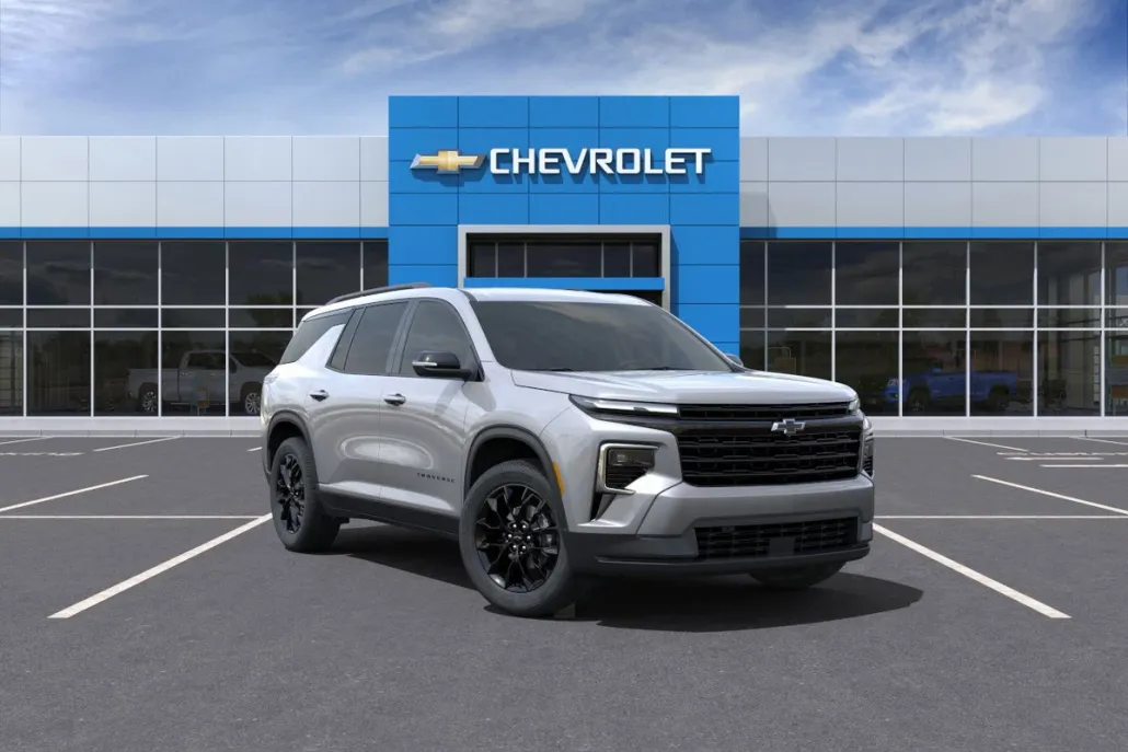 2025 Chevrolet Traverse photo 1