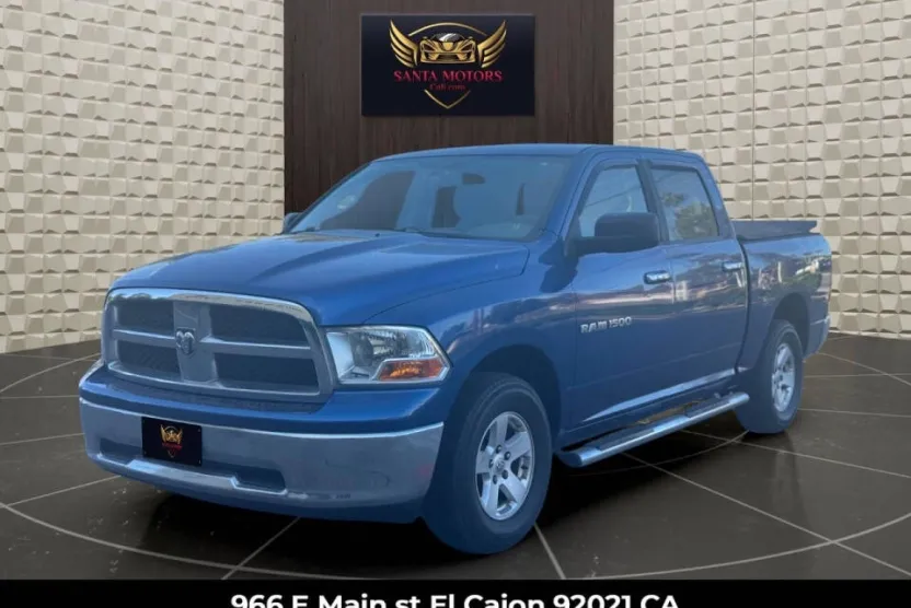 2011 Ram 1500 SLT photo 1